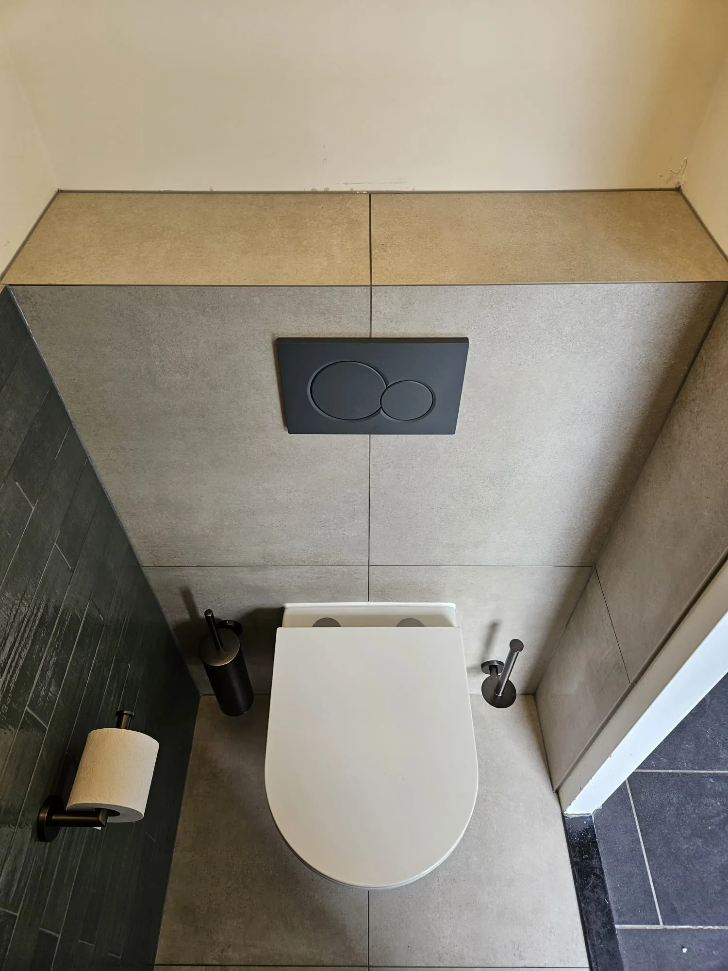 Strakke toiletrenovatie in Zeist